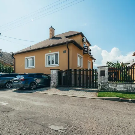 Friends Liptov Lägenhet Liptovský Mikuláš